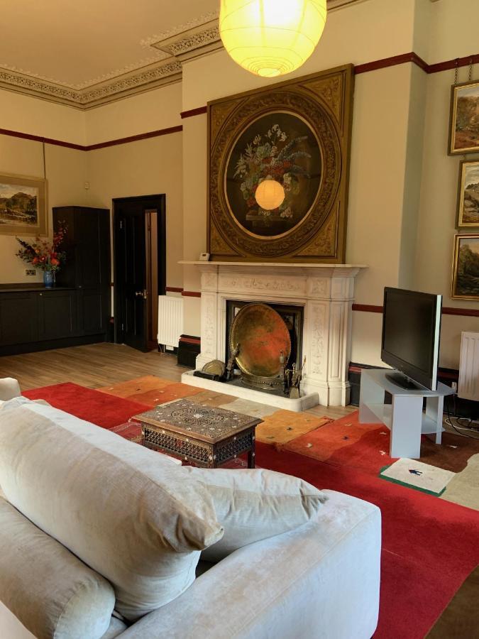 Riverside Apartment เบเทส-อี-คอย ภายนอก รูปภาพ
